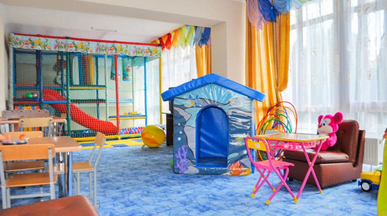 Игровой комплекс в детской комнате санатория Родник в Кисловодске